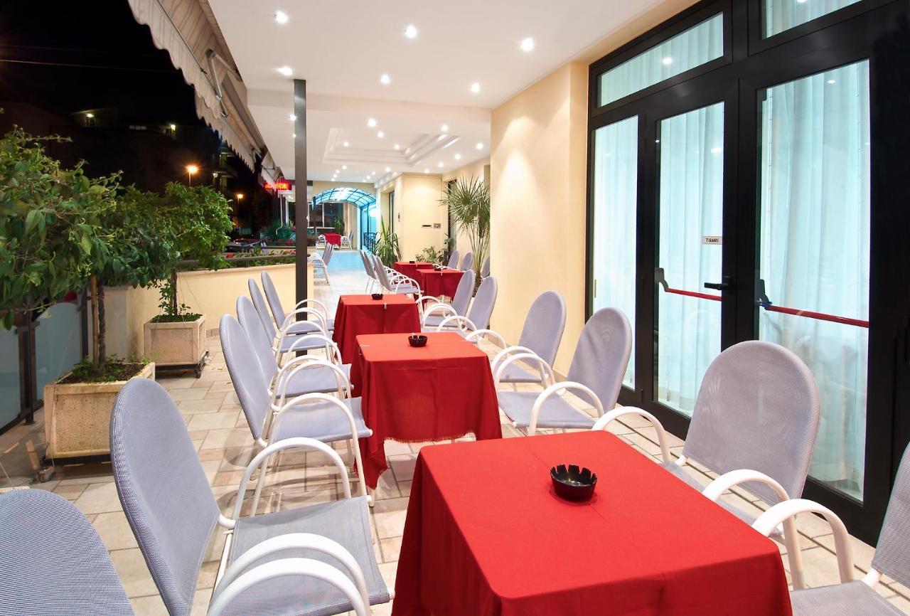 Hotel Villa Lieta Rimini Exterior foto