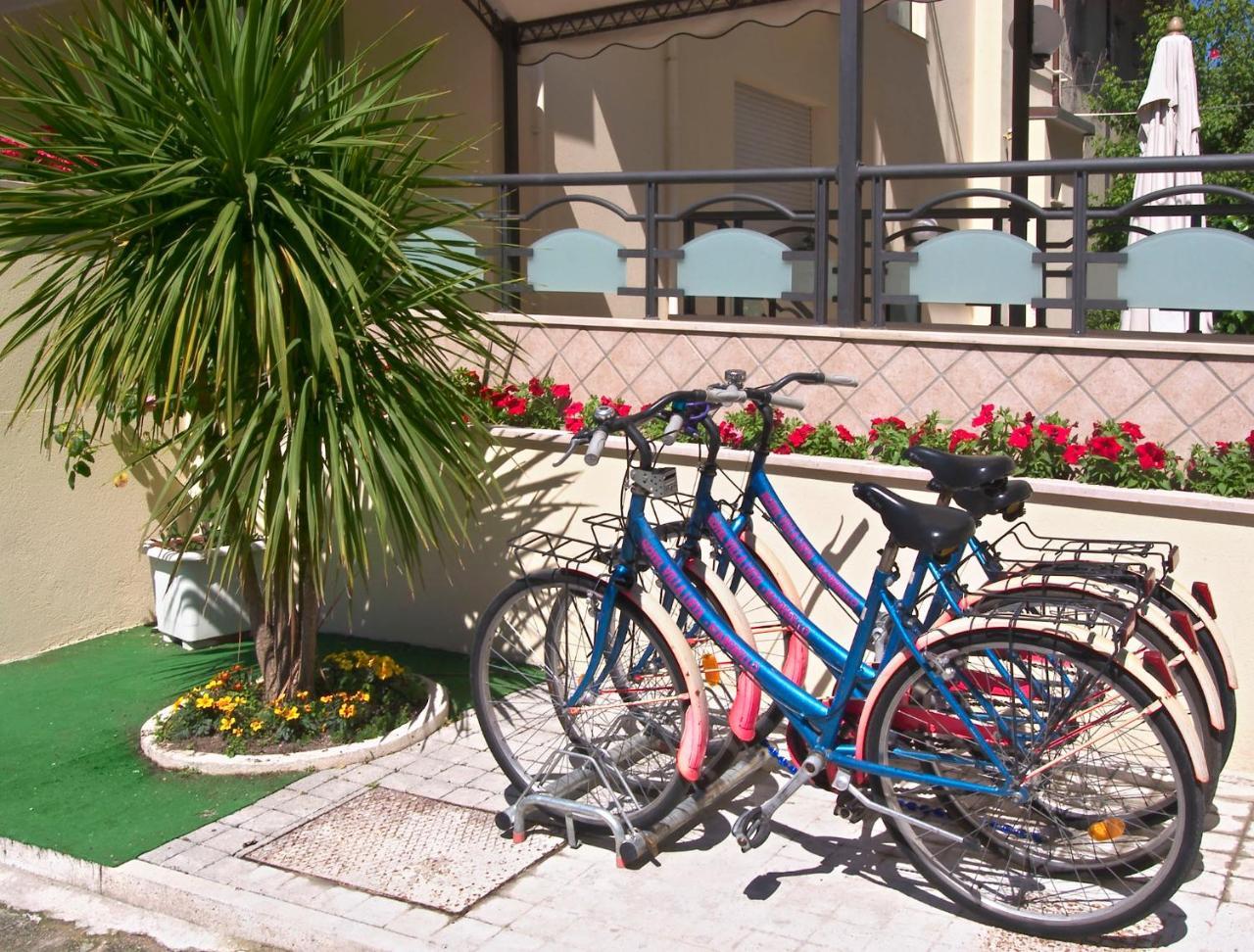 Hotel Villa Lieta Rimini Exterior foto